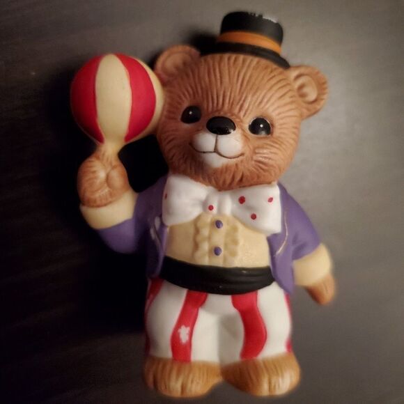 Bear Figurines  - Picture 6 of 7